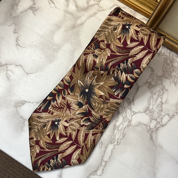 Mallory & Church London Silk Tie Handsome Design Floral Leaves Cream  Brown Tan - Picture 1 of 7